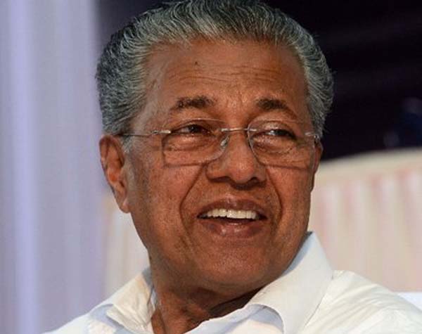 संघ परिवार विश्वविद्यालयों को चुप कराने की अपनी शैतानी योजना हर हाल में छोड़े : विजयन