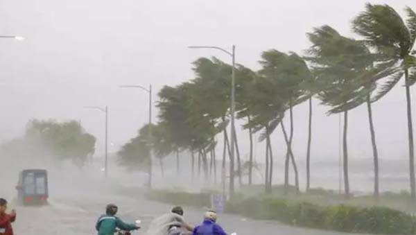 तूफानों ने की मानसून की रफ्तार कम, जलवायु परिवर्तन का असर साफ़