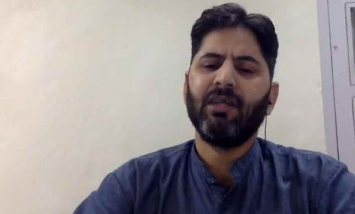 अच्छे दिन : मनरेगा में न मजदूरी बढ़ी- न काम के दिन, ऑनलाइन हाज़िरी का फ़तवा आया