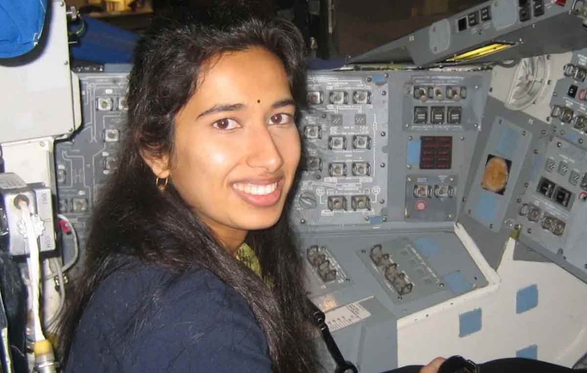 जानिए कौन हैं स्वाति मोहन, जिन्होंने मंगल पर नासा के रोवर लैंडिंग को कामयाबी दिलाई