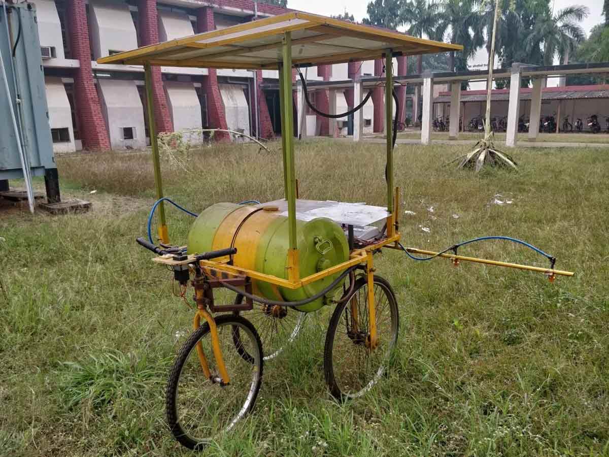 कीटनाशकों के छिड़काव के लिये नया सोलर उपकरण