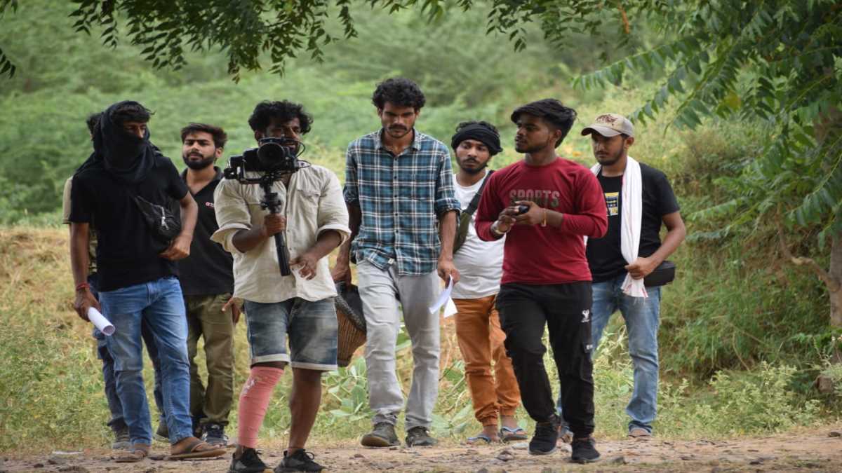 इस मेवात में है रोमांच और प्यार की आग