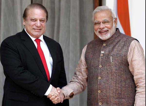 नवाज शरीफ की मैंगो डिप्लोमेसी, मोदी को भेजे चौसा और सिंधरी आम