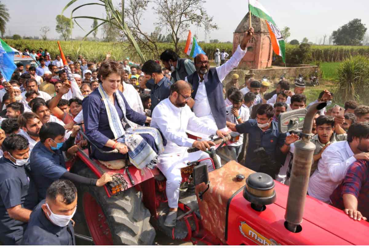ट्रैक्टर से किसान महापंचायत में मेरठ पहुंची प्रियंका गांधी, किसानों से बोलीं - जब तक मुझमें दम है तब तक आपके साथ लड़ूंगी