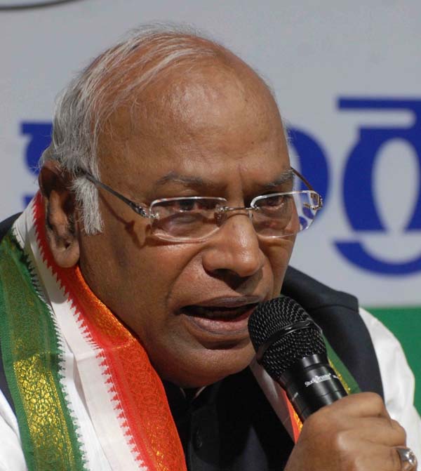 Mallikarjun Kharge dissents to Rishi Kumar Shukla as new CBI chief
