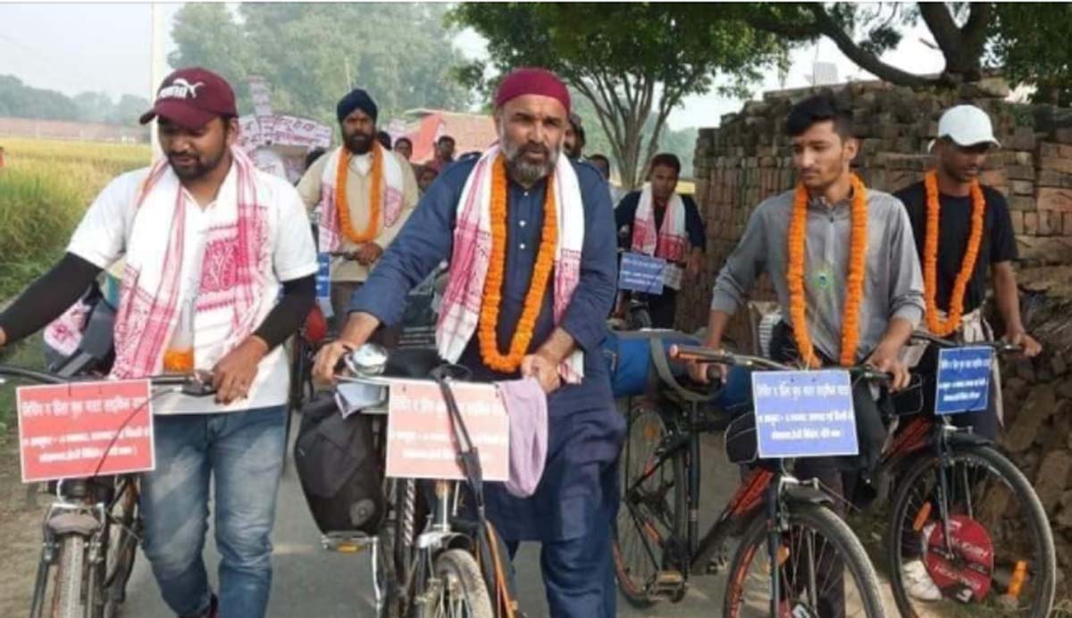 मथुरा मंदिर में नमाज का मामला : फैसल खान शांति एवं सद्भावना के लिए प्रतिबद्ध, उनका गिरफ्तार किया जाना दुखद