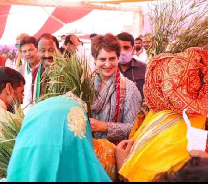 बंगाल चुनाव के बीच प्रियंका के इस ट्वीट से नाराज हो जाएंगे मोदी !